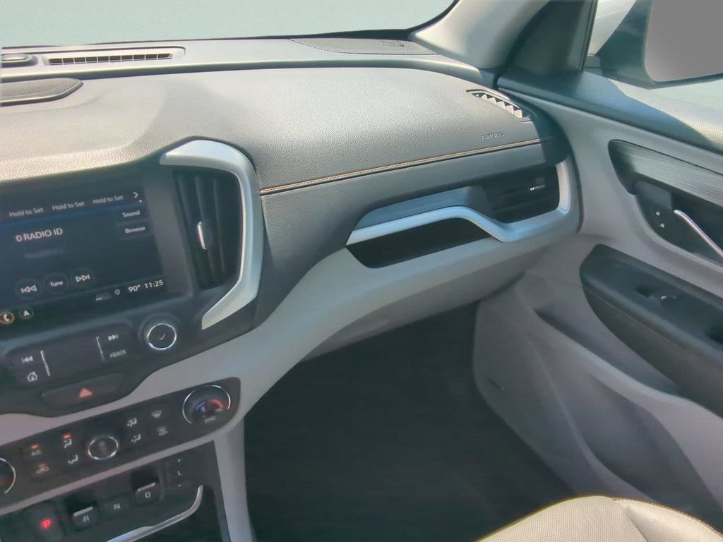 Used 2021 GMC Terrain SLT w/ Infotainment Package II FWD image 14