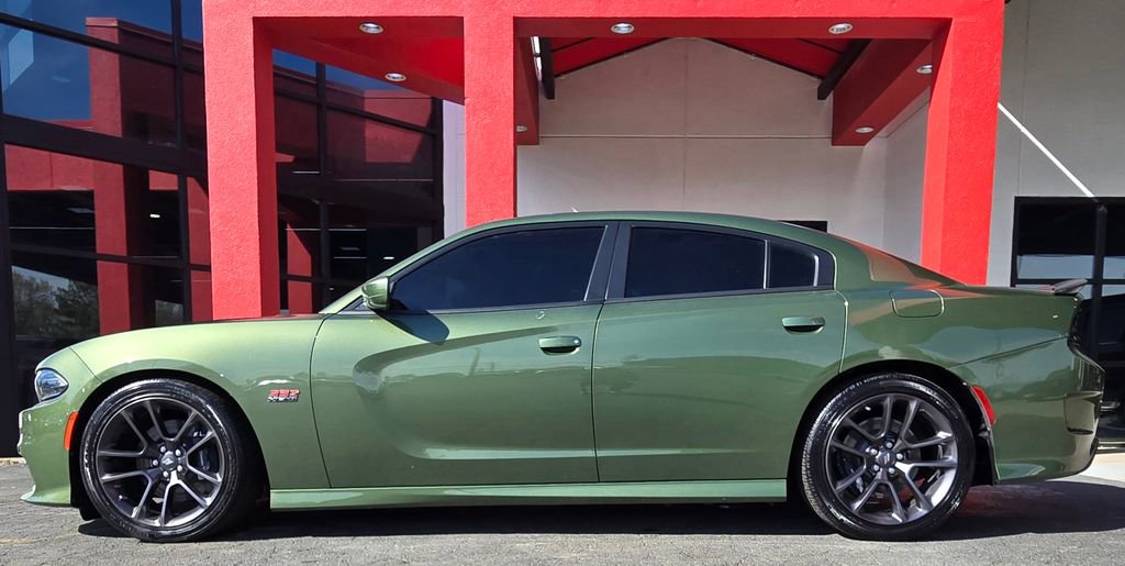 Used 2022 Dodge Charger Scat Pack w/ Plus Group RWD image 6