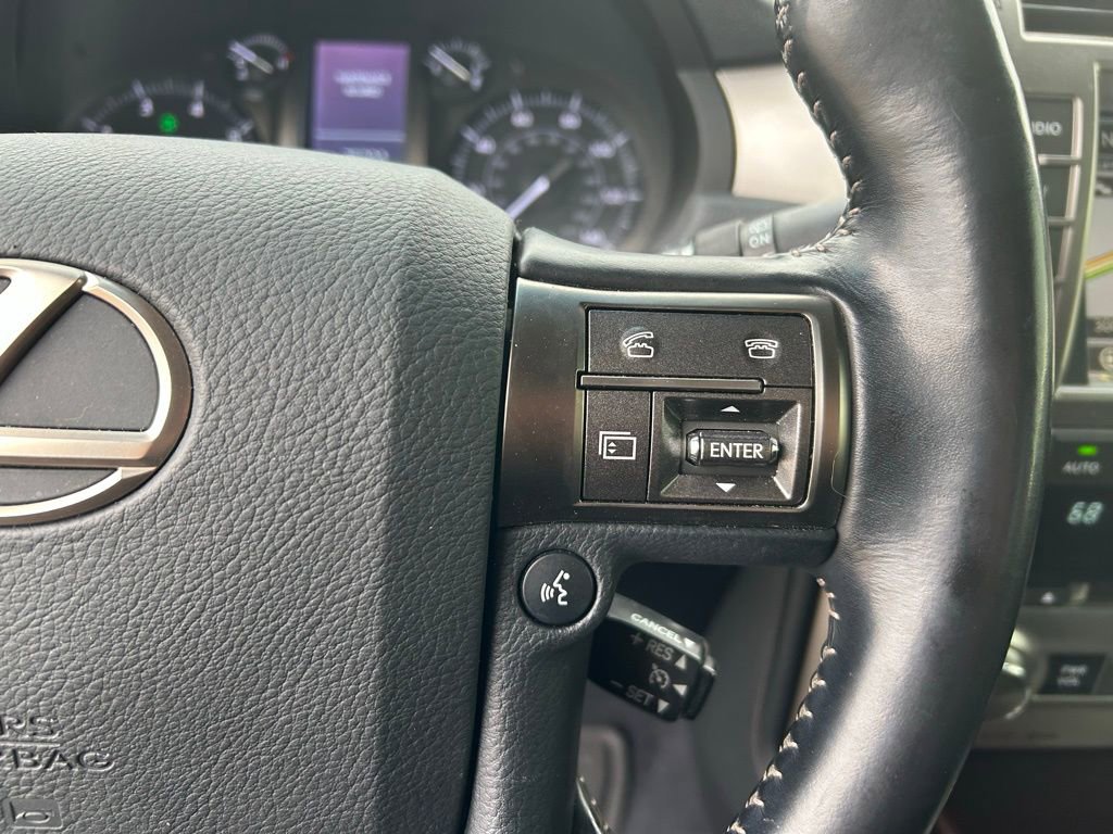 Used 2019 Lexus GX 460 image 16