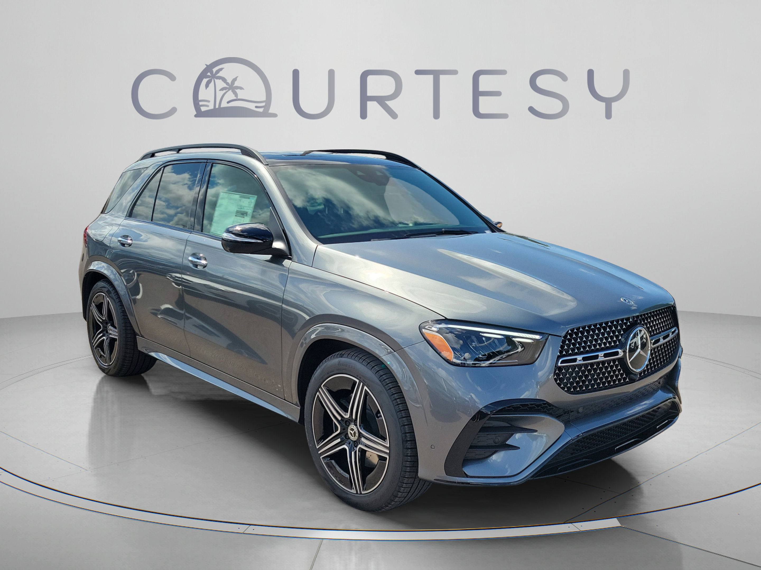 New 2026 Mercedes-Benz GLE 580 4MATIC image 4
