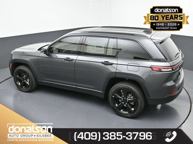 New 2025 Jeep Grand Cherokee Laredo RWD image 17