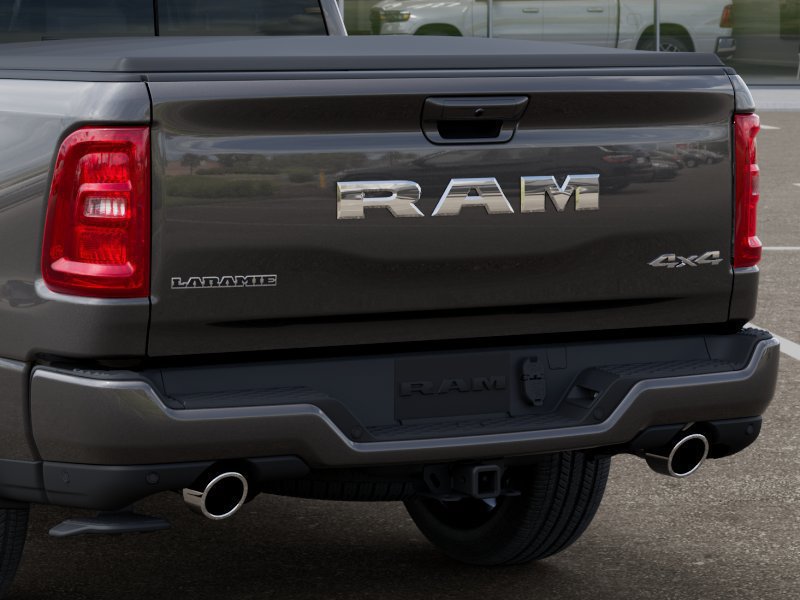 New 2026 RAM 1500 Laramie AWD/4WD image 14