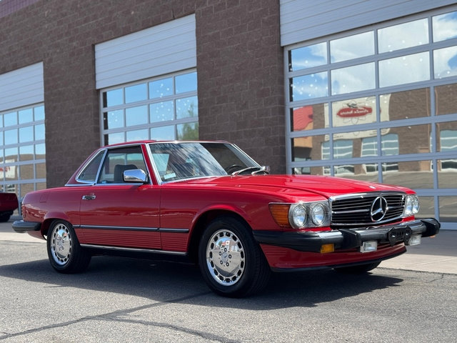 Used 1987 Mercedes-Benz 560 SL image 2