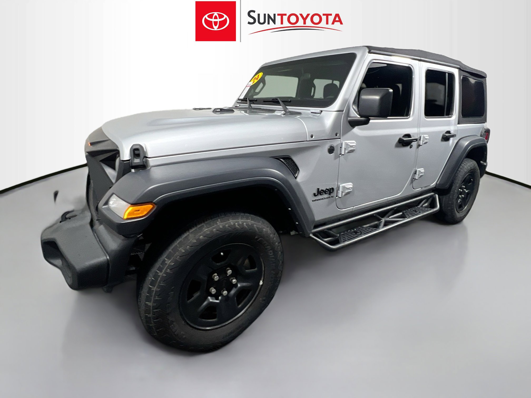 Used 2024 Jeep Wrangler Sport image 9