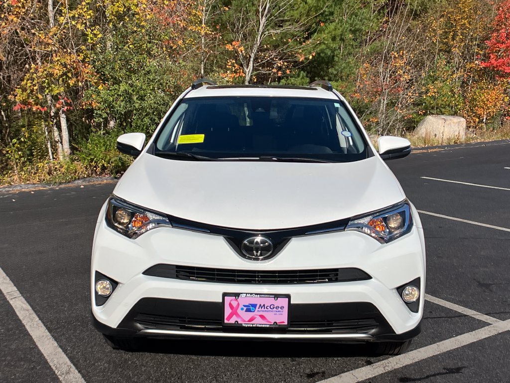 Used 2018 Toyota RAV4 XLE AWD/4WD image 8