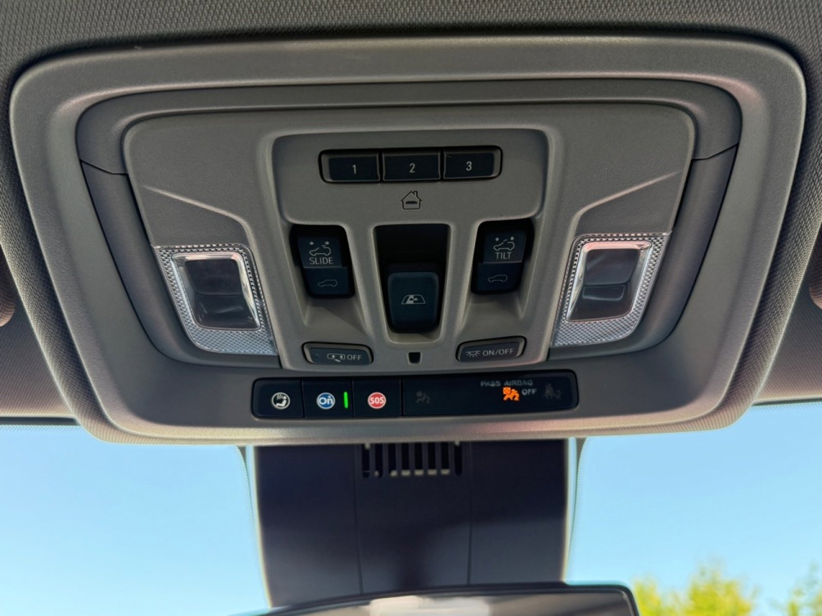 Used 2022 GMC Sierra 1500 Elevation w/ Elevation Premium Package image 32