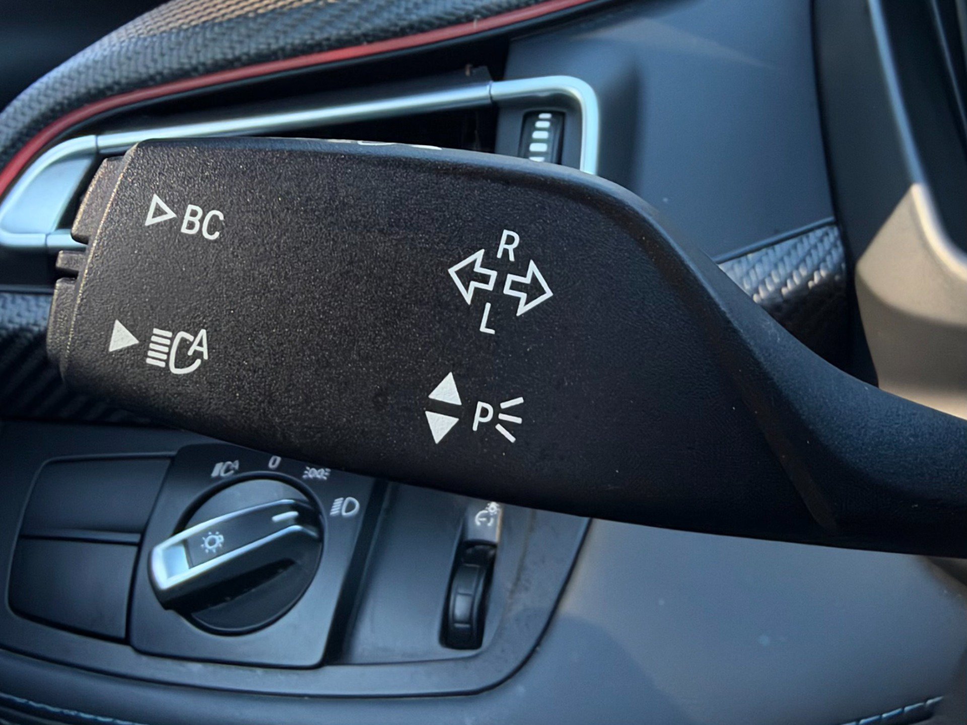 Used 2019 BMW i8 Roadster AWD/4WD image 35