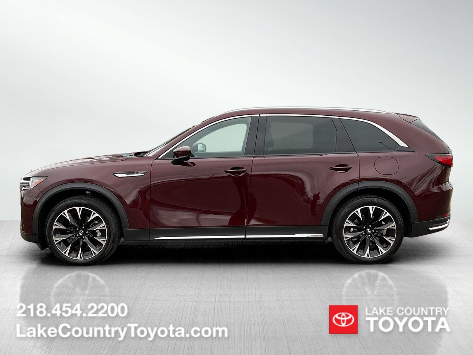 Used 2024 MAZDA CX-90 Plug-In Hybrid w/ Premium Plus AWD/4WD image 2