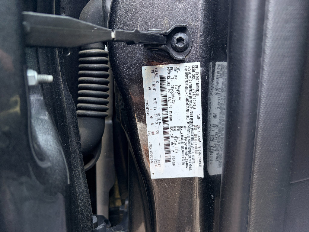 Used 2017 Ford Focus SE FWD image 32