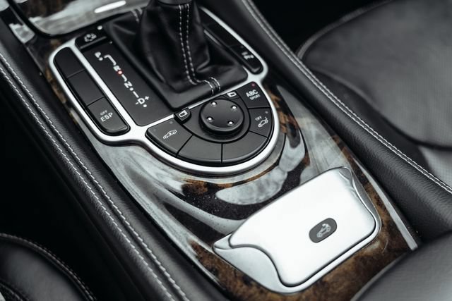 Used 2011 Mercedes-Benz SL 550 image 19