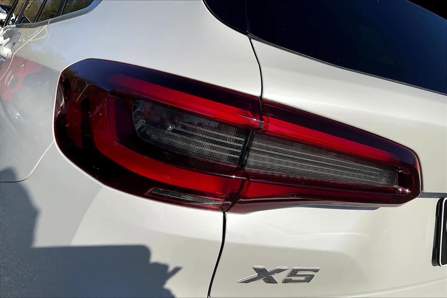 Used 2022 BMW X5 xDrive45e AWD/4WD image 29