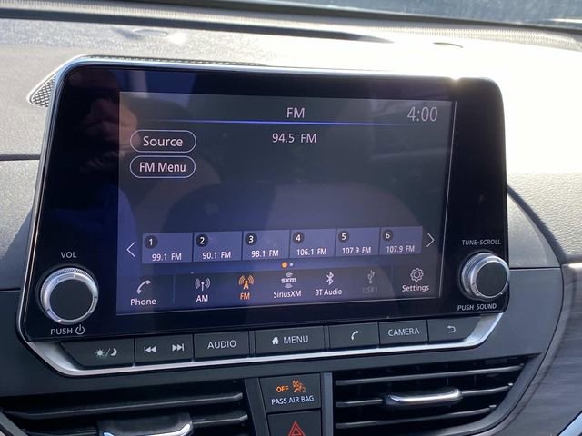 Used 2024 Nissan Altima 2.5 SV image 11