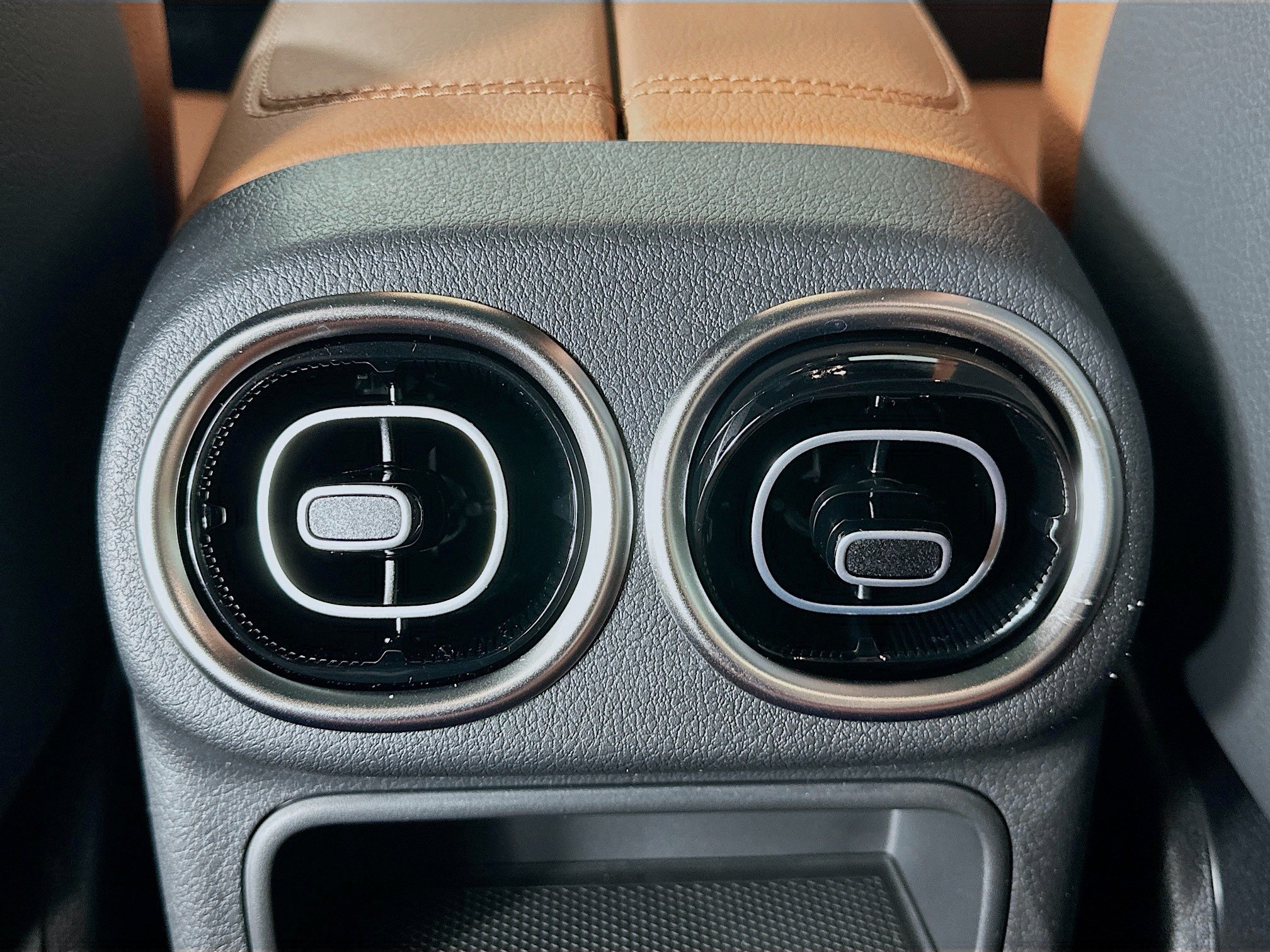 Certified 2026 Mercedes-Benz GLC 300 4MATIC image 34