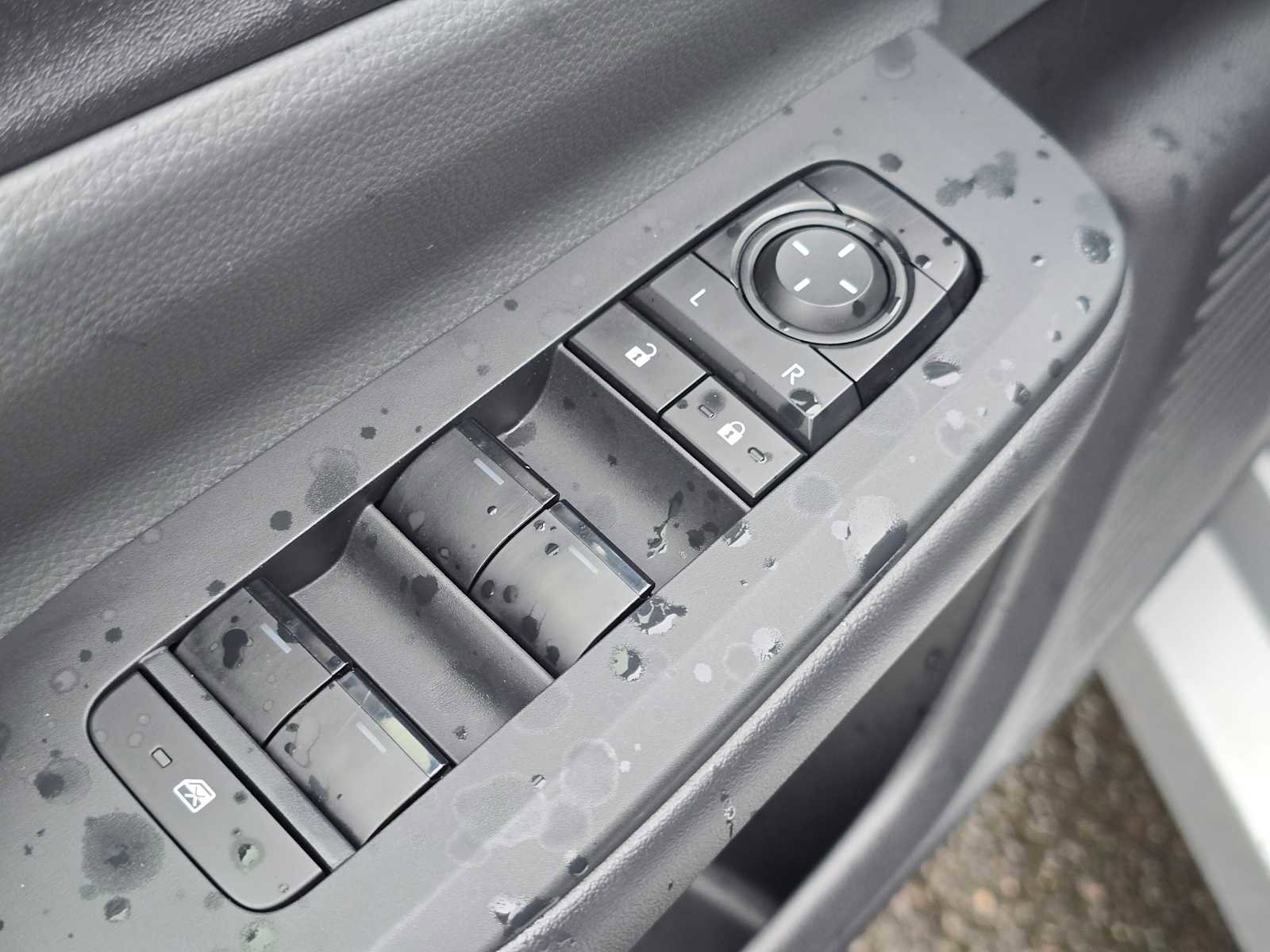 Used 2024 Toyota Prius LE image 23