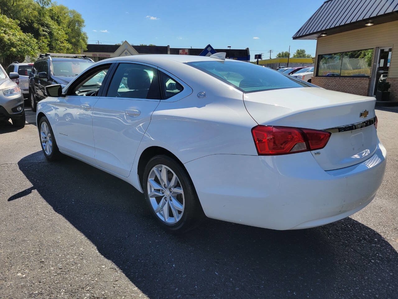 Used 2017 Chevrolet Impala LT image 7