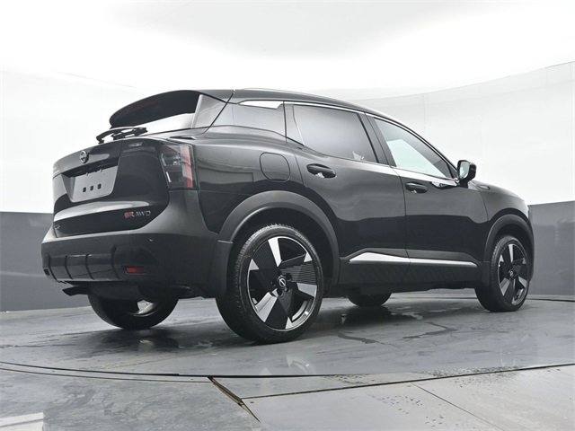 Used 2025 Nissan Kicks SR image 34