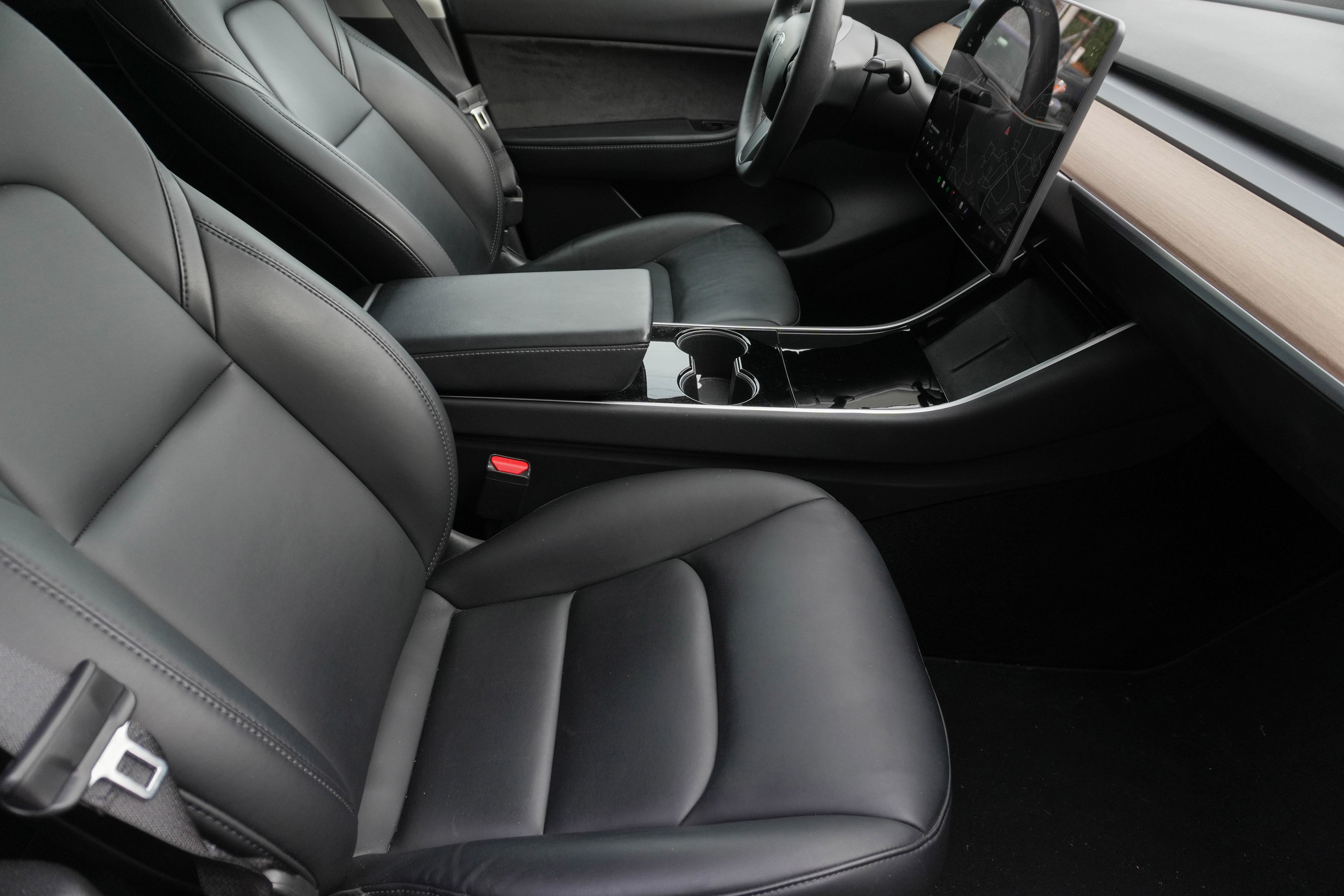 Used 2021 Tesla Model Y Long Range image 10