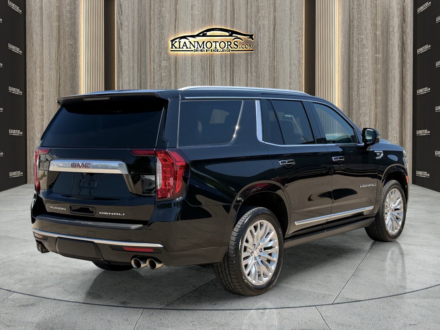 Used 2023 GMC Yukon Denali AWD/4WD image 7