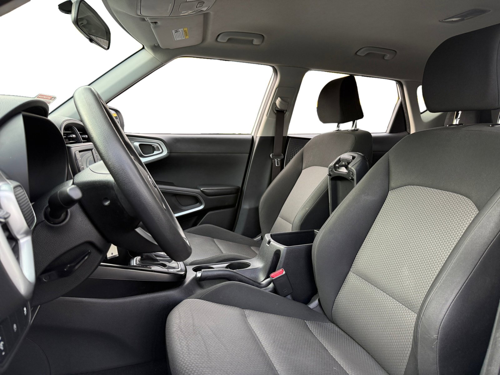 Used 2021 Kia Soul LX image 7