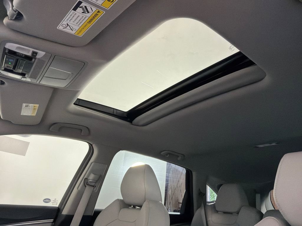 Used 2017 Acura MDX SH-AWD w/ Technology Package image 2