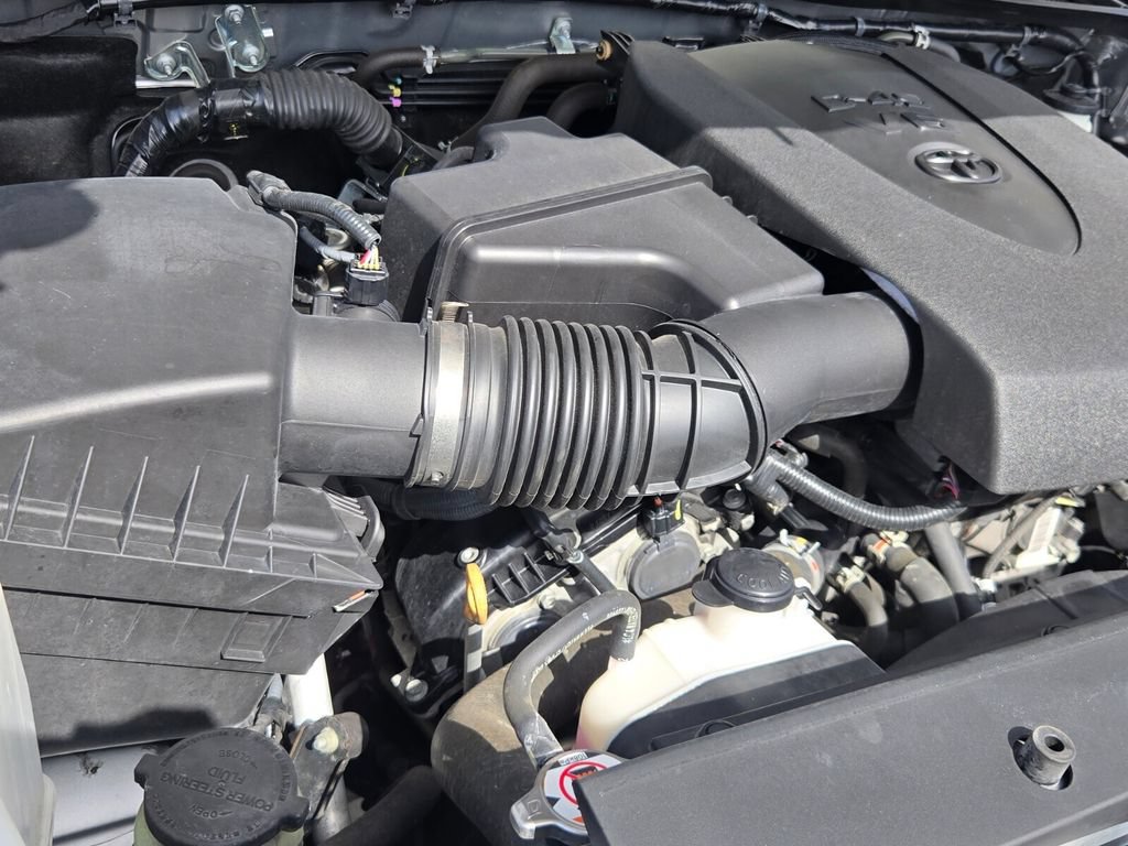 Used 2023 Toyota Tacoma SR AWD/4WD image 11