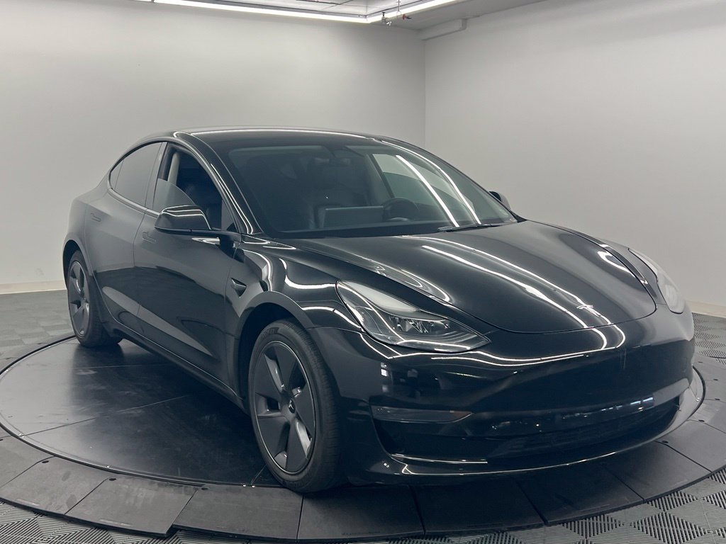 Used 2023 Tesla Model 3 Standard Range RWD image 3