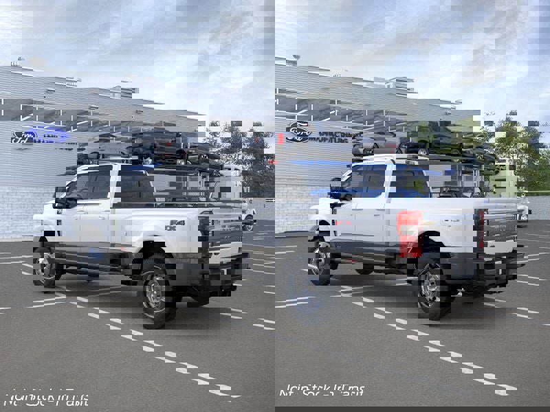 New 2026 Ford F450 4x4 Crew Cab Super Duty image 4