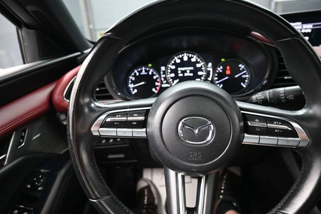 Used 2020 MAZDA MAZDA3 Hatchback w/ Premium Package FWD image 8