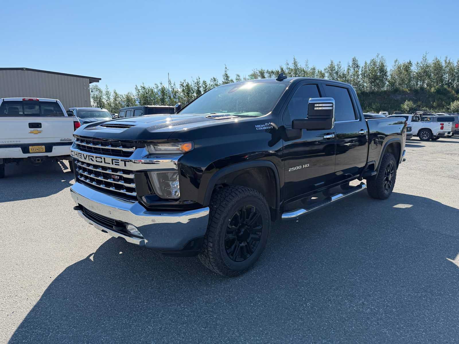 Used 2020 Chevrolet Silverado 2500 LTZ w/ LTZ Plus Package AWD/4WD image 3