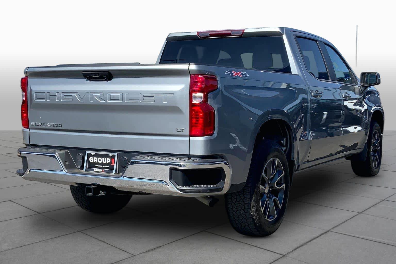 Used 2024 Chevrolet Silverado 1500 LT AWD/4WD image 13