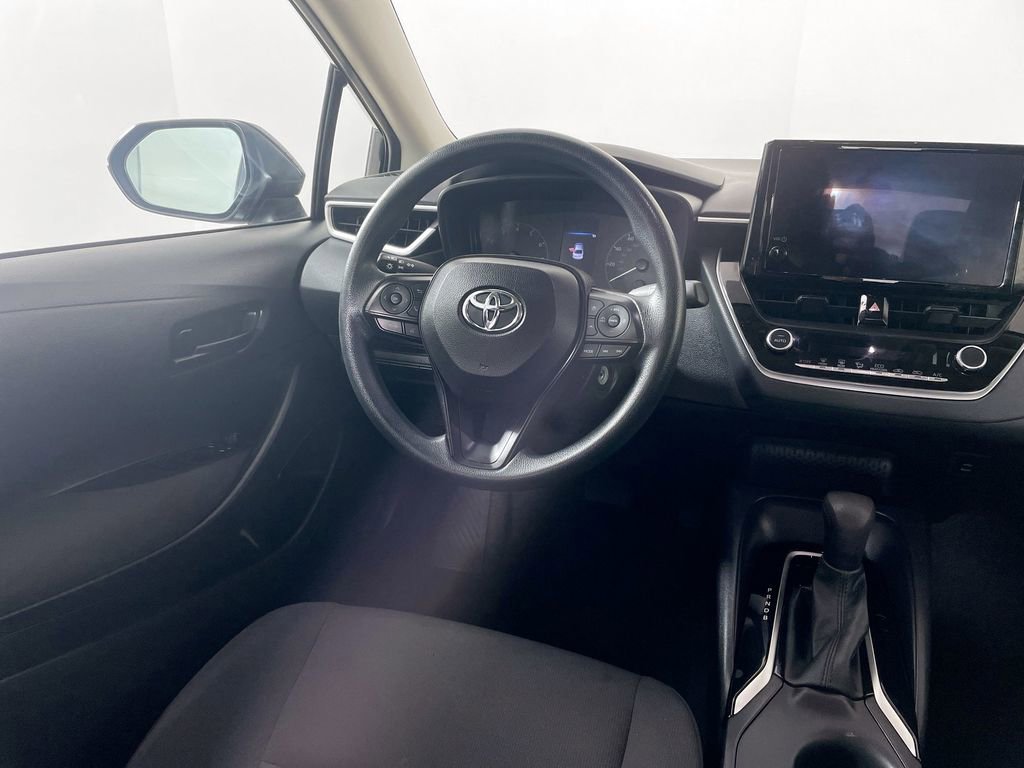 Used 2023 Toyota Corolla LE image 23