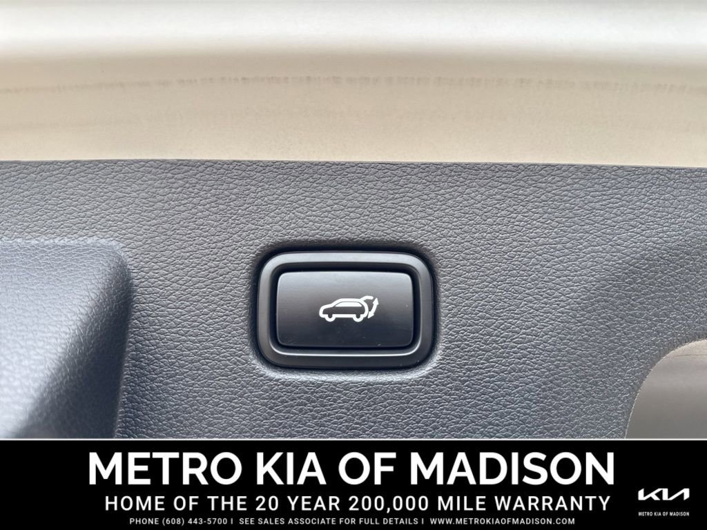 Used 2025 Kia Sportage X-Pro Prestige image 32
