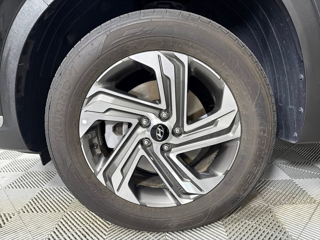 Certified 2023 Hyundai Santa Fe SE w/ Cargo Package image 17
