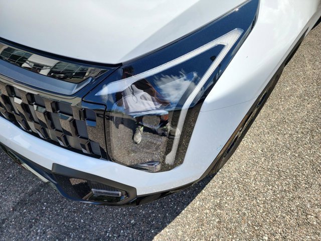 New 2026 Kia Sportage X-Line w/ X-Line Technology Package image 6