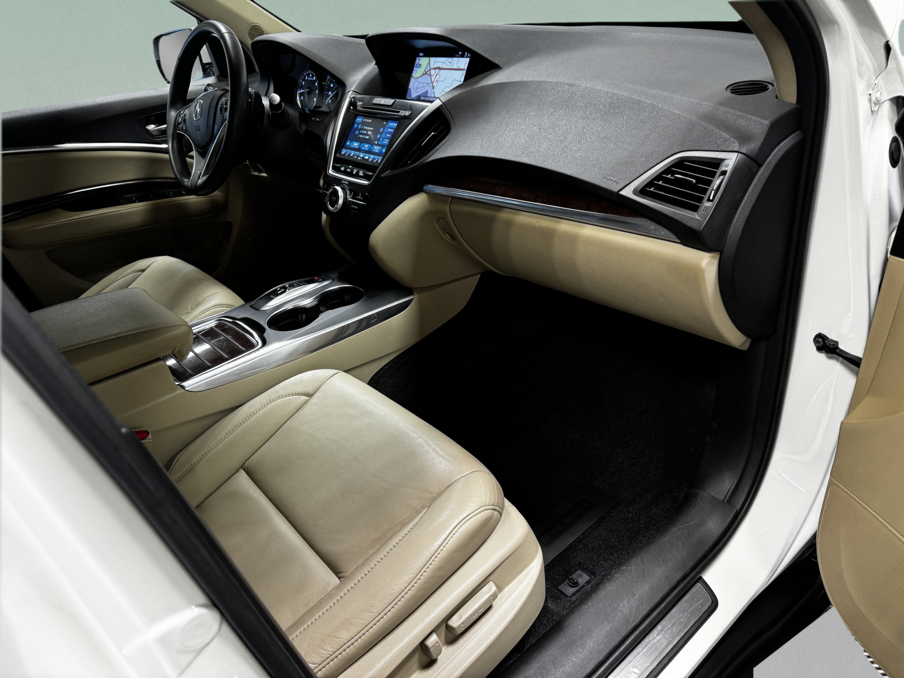 Certified 2018 Acura MDX w/ Technology Package FWD image 11