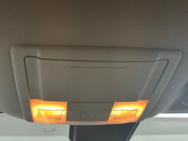 Used 2014 Ford Edge Limited w/ Driver Entry Package FWD image 30