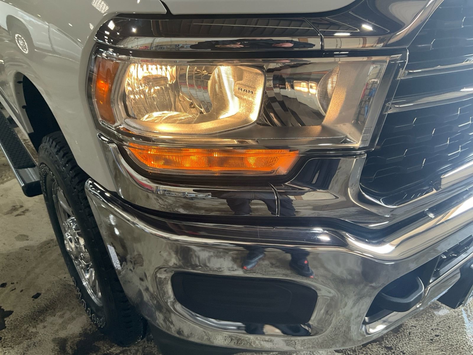 Used 2024 RAM 2500 Tradesman w/ Towing Technology Group image 18