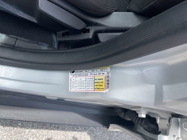 Used 2018 Ford Focus SE FWD image 18