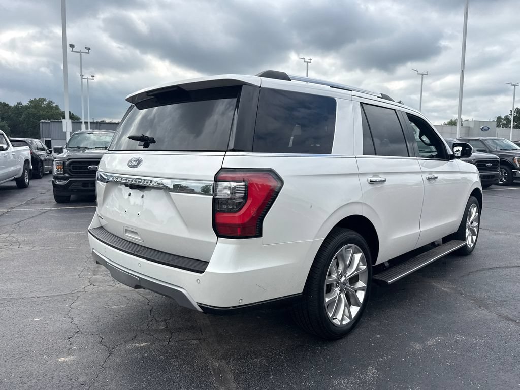 Used 2019 Ford Expedition Limited w/ Equipment Group 302A AWD/4WD image 7