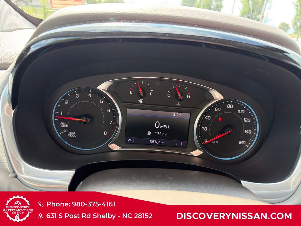 Used 2021 Chevrolet Traverse LT FWD image 27