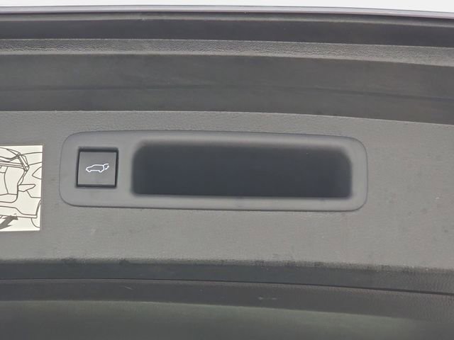 Used 2021 Toyota Highlander Platinum image 34