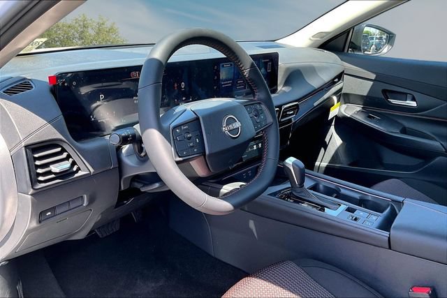 New 2026 Nissan Sentra SR FWD image 7