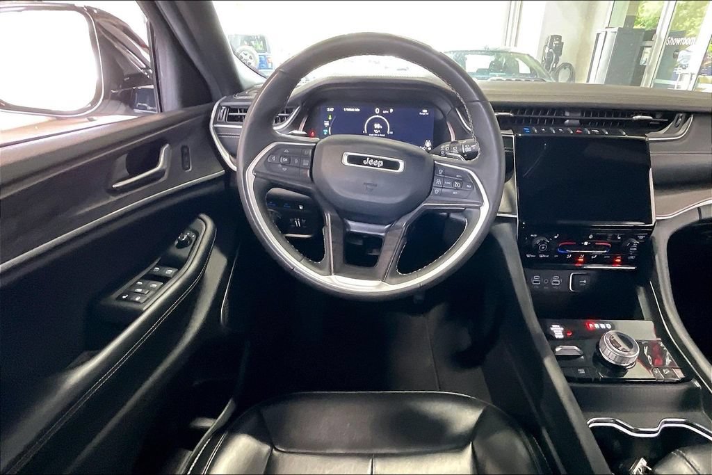 Used 2024 Jeep Grand Cherokee Limited 4xe AWD/4WD image 5