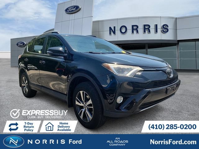 Used 2018 Toyota RAV4 XLE AWD/4WD image 1