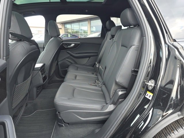 Used 2025 Audi Q7 3.0T Premium Plus w/ Premium Plus Package image 34