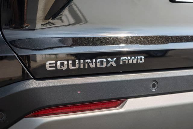 Used 2025 Chevrolet Equinox LT AWD/4WD image 39