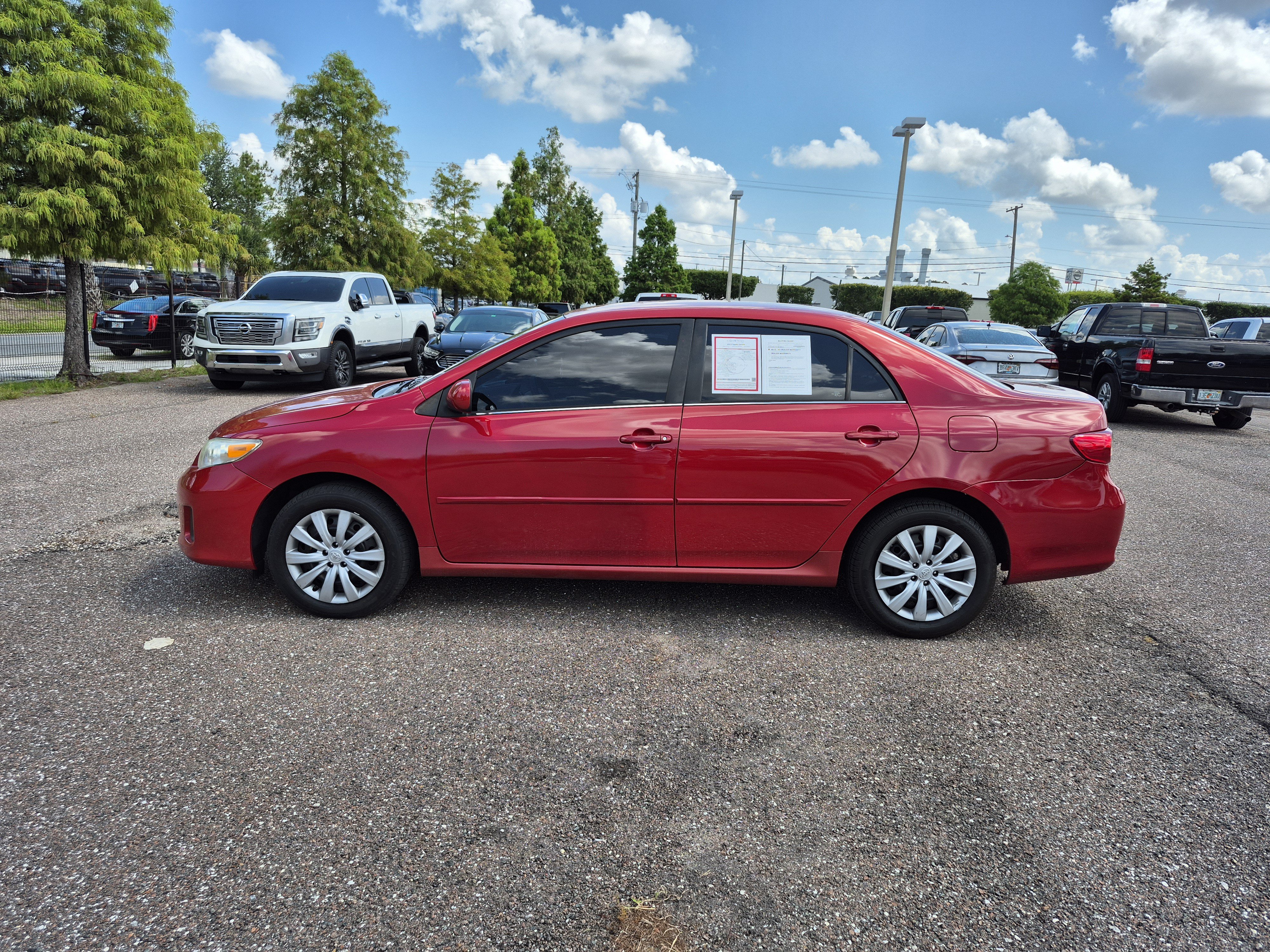 Used 2013 Toyota Corolla LE FWD image 5