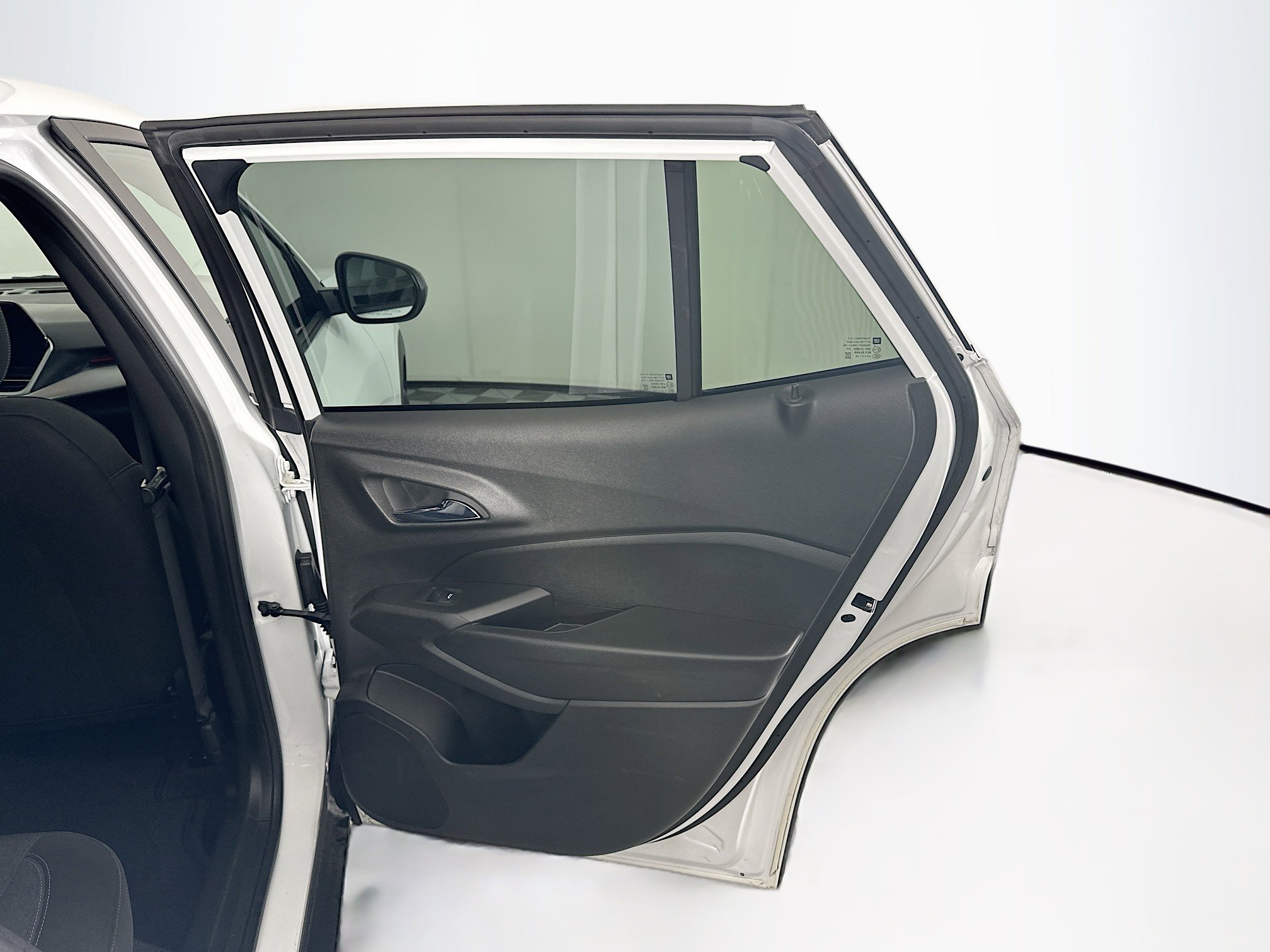 Used 2024 Chevrolet Trax RS image 27