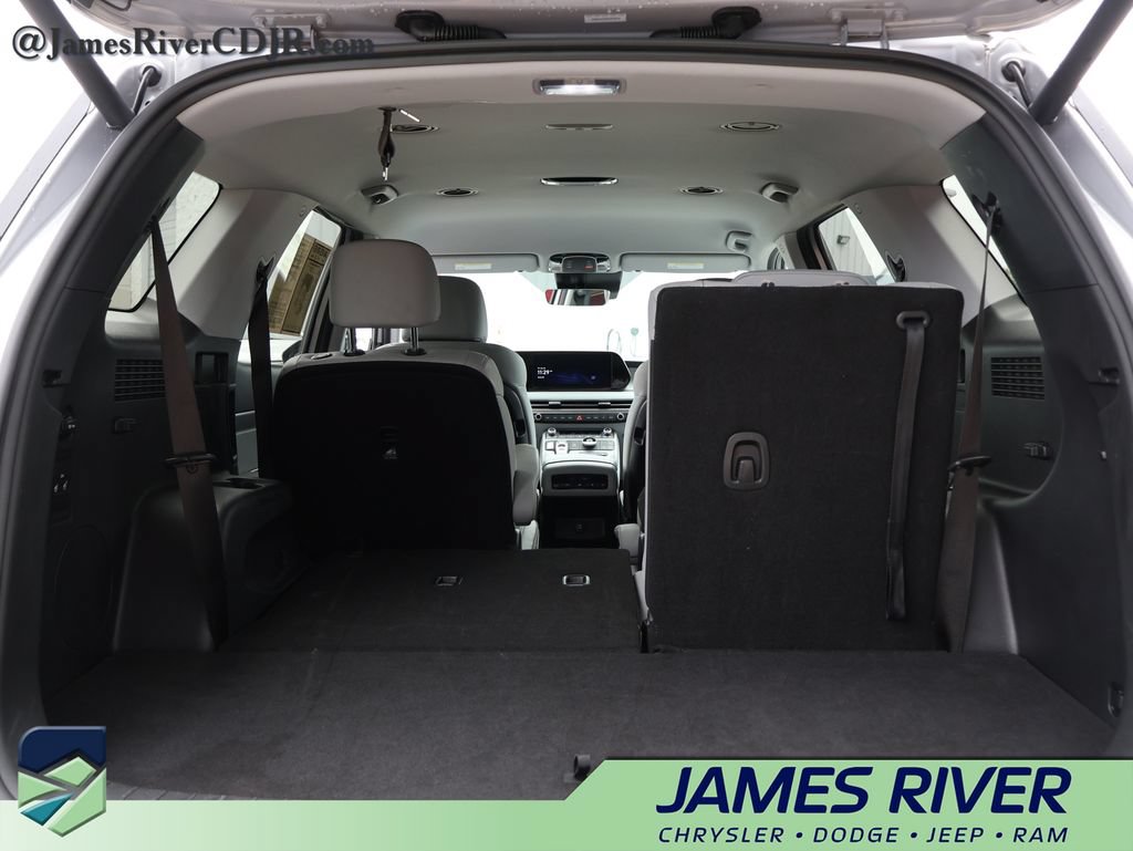 Used 2025 Hyundai Palisade SEL FWD image 15