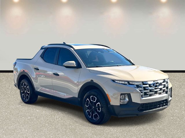 Used 2022 Hyundai Santa Cruz SEL w/ Activity Package FWD image 3